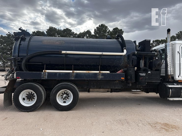 2005-mack-vacuum-truck-5222-image-1