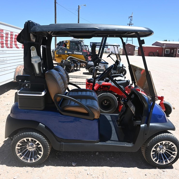 BLUE GOLF CART UNKNOWN 50811