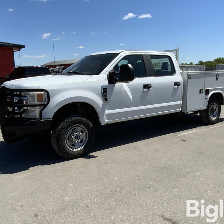 2021 FORD F250 XL