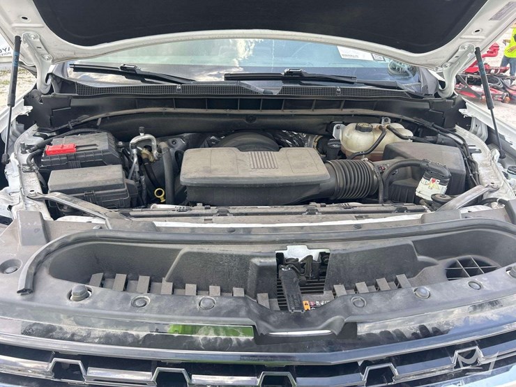 2023-chevrolet-tahoe-image-6