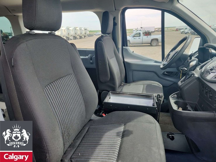 2018-ford-transit-image-18
