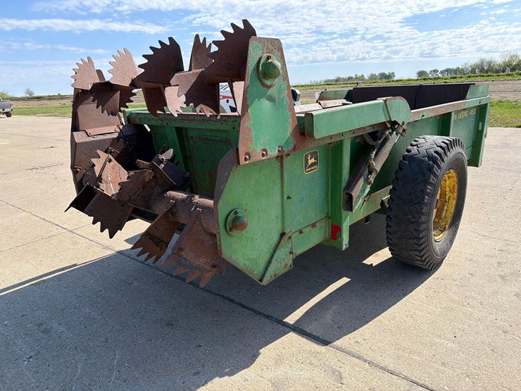 john-deere-450-image-4