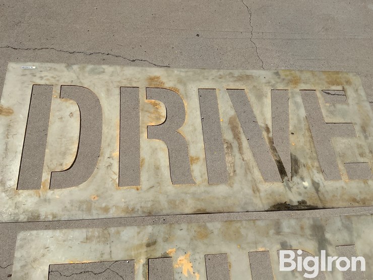 parking-lot-striping-stencil-bundle-image-9
