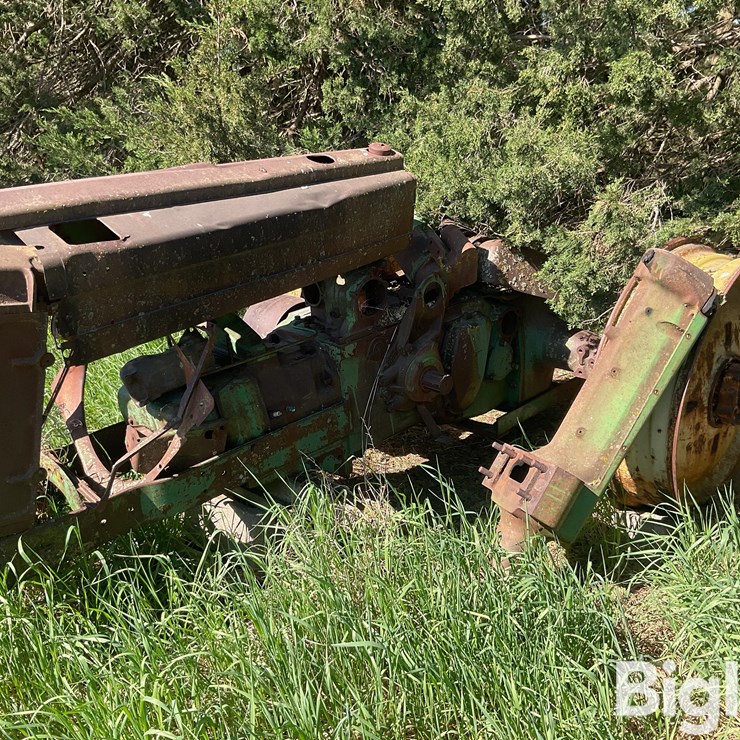JOHN DEERE G