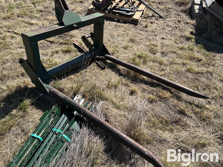 shop-built-3-pt-bale-sled/spear-image-3
