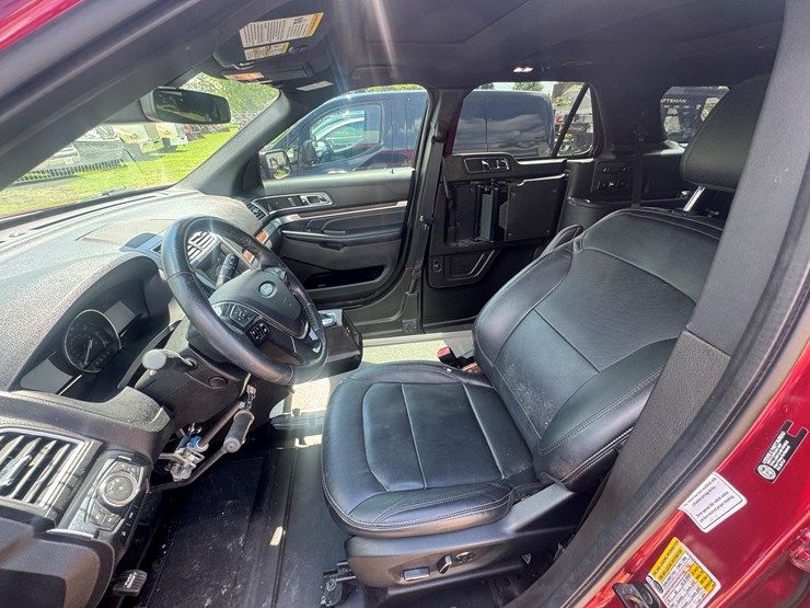 2018-ford-explorer-limited-image-5