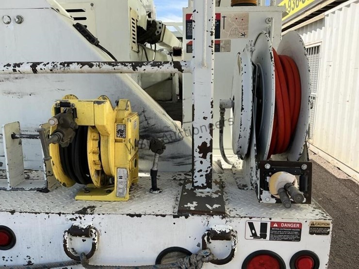 2009-international-workstar-7600-image-13