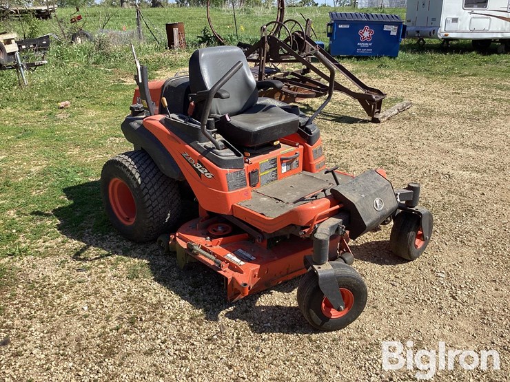 kubota-zd326-image-3