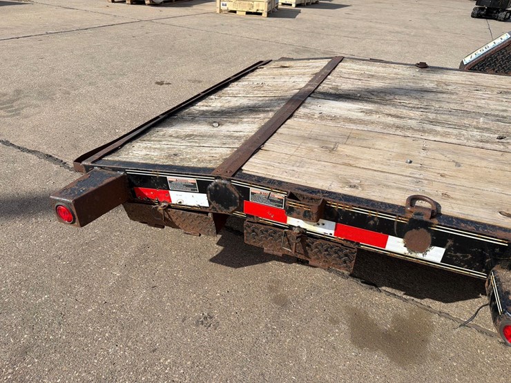 83”-x-20ft-bumper-hitch-trailer-image-26