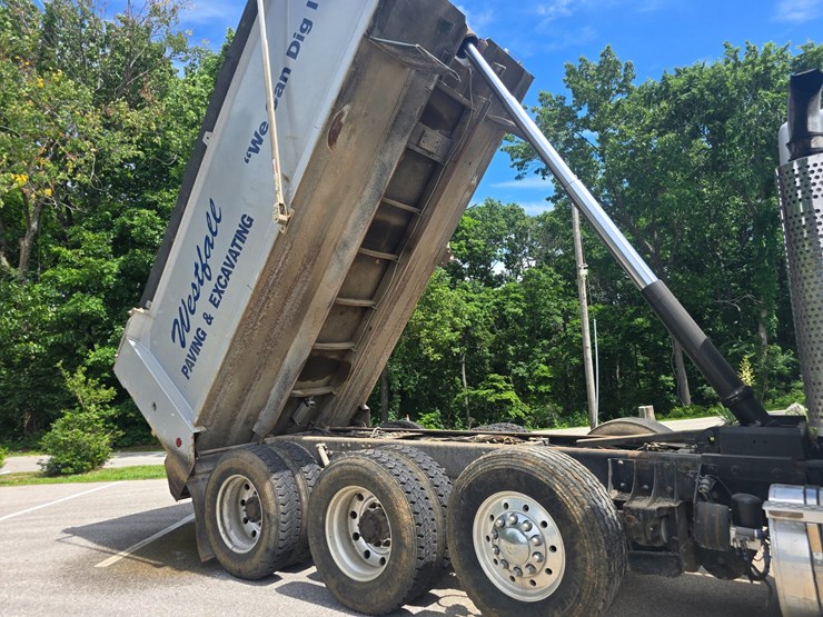 1997-kenworth-t800-image-54