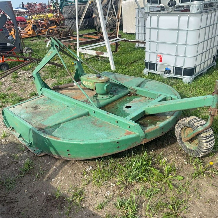 JOHN DEERE 609