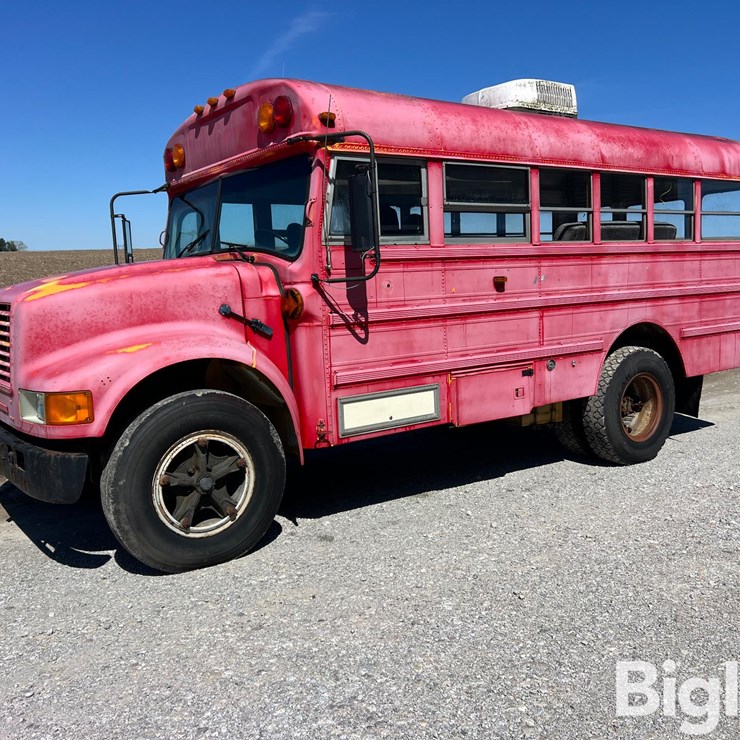 1991 INTERNATIONAL 3700
