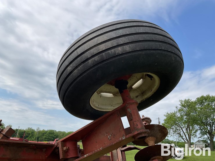 bush-hog-1445-image-13