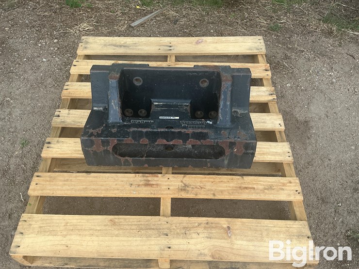 case-ih-87448319-weight-bracket-image-2