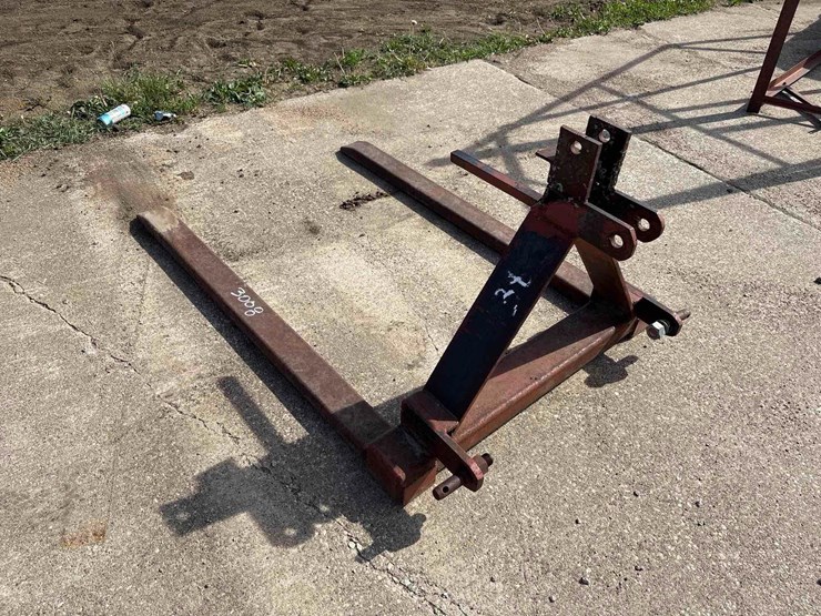 3pt-bale-fork-image-3
