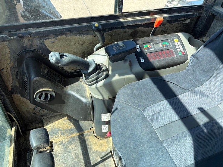 2001-bobcat-331e-image-48