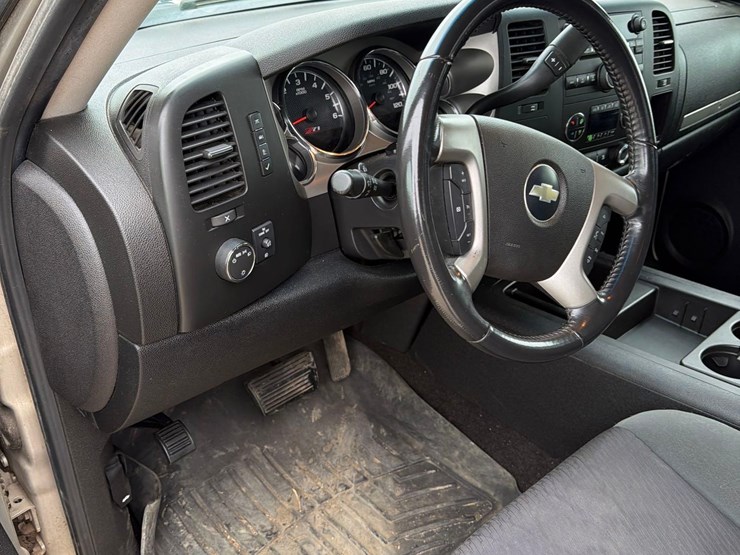 2009-chevrolet-1500-image-31