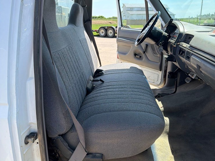 1996-ford-f350-image-38