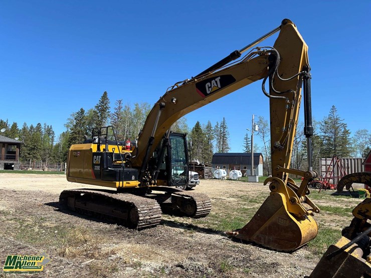 2014-caterpillar-320el-image-2