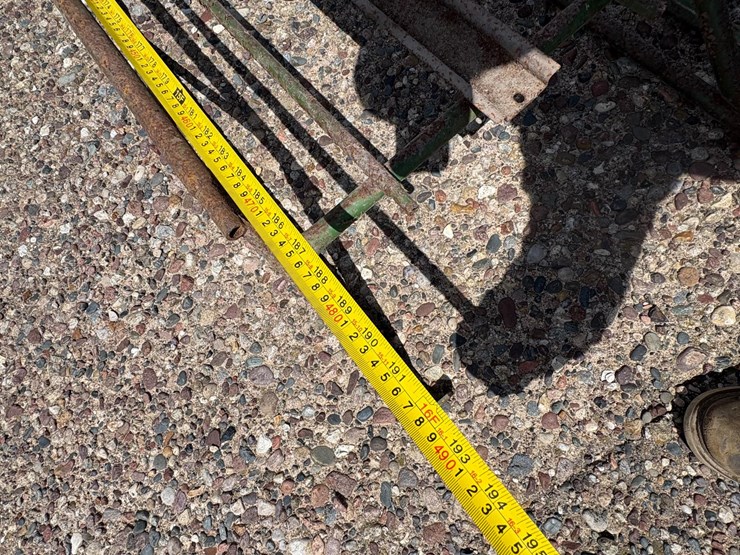 john-deere-200-image-14