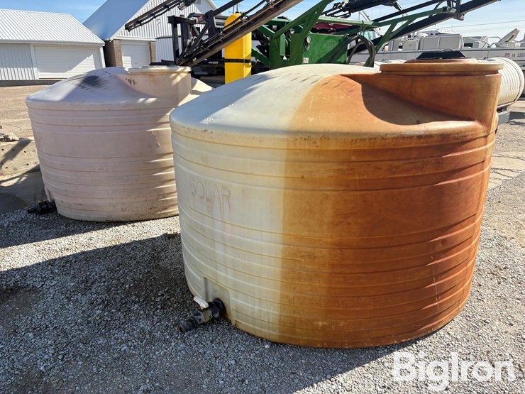 poly-tanks-&-pump-image-3