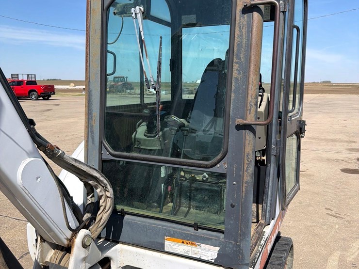 2001-bobcat-331e-image-23