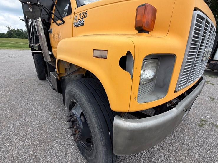 1996-gmc-topkick-image-22