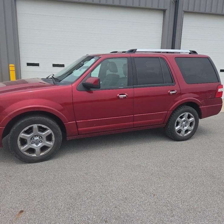 2013 Ford Expedition Limited suv