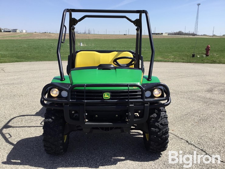 2011-john-deere-gator-image-2