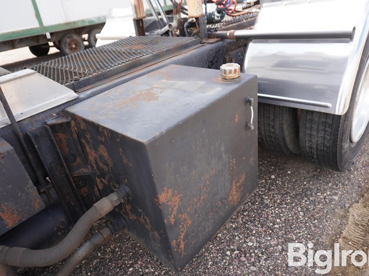 1990-kenworth-t800-image-11