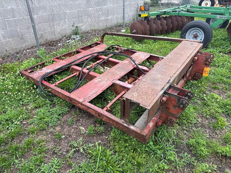 hoelscher-bale-grapple-image-2