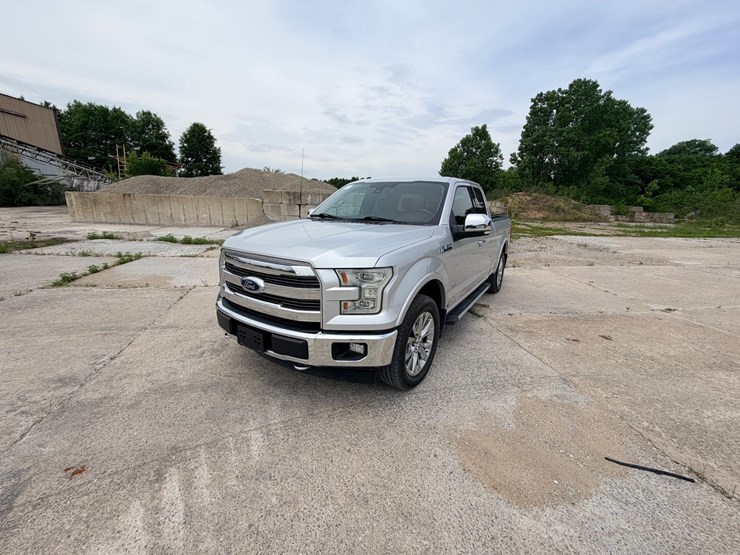2017-ford-f150-image-1