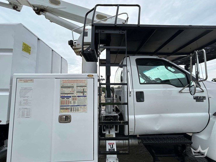 2015-ford-f750-image-25