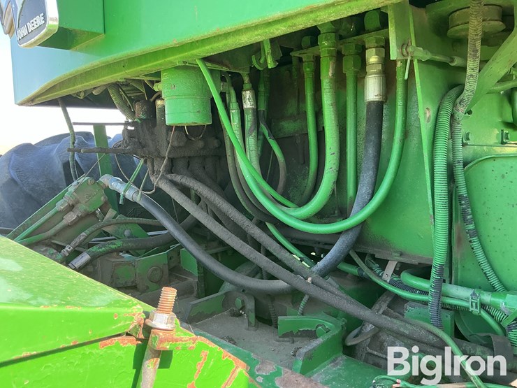 john-deere-5830-image-17