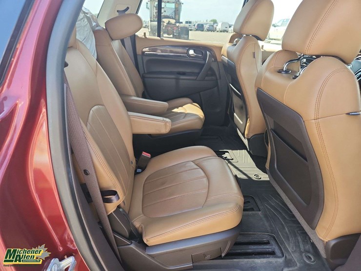 2017-buick-enclave-image-16