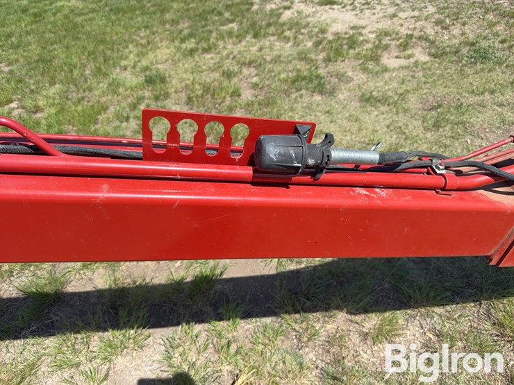 2013-new-holland-h7150-image-20