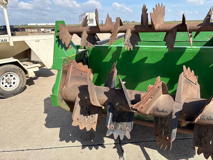 john-deere-785-image-21