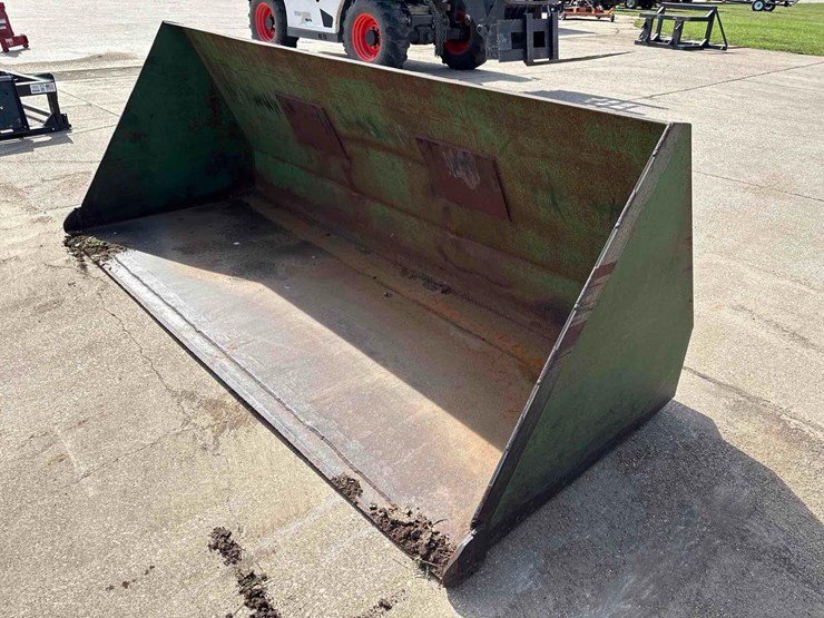 john-deere-10ft-loader-bucket-image-2