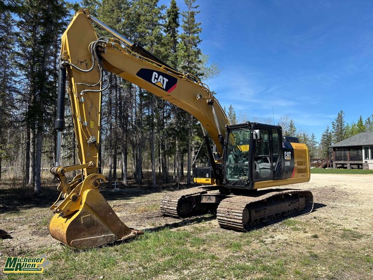 2014-caterpillar-320el-image-1