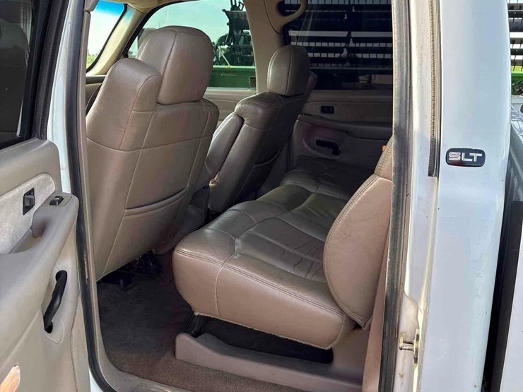 2002-gmc-2500-image-41