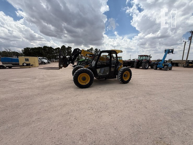 2016-caterpillar-th406c-image-5