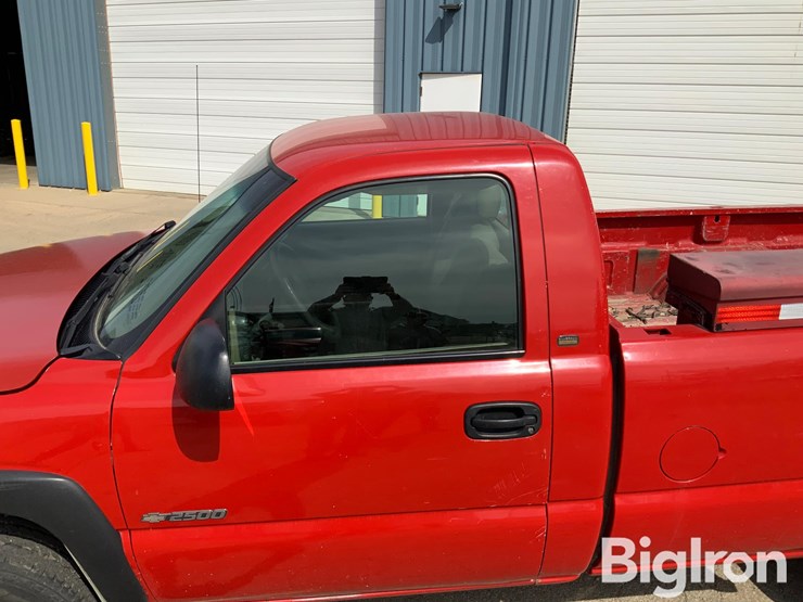 2002-chevrolet-2500-image-12