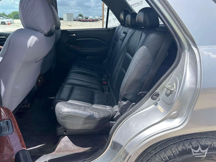 2004-acura-mdx-image-18