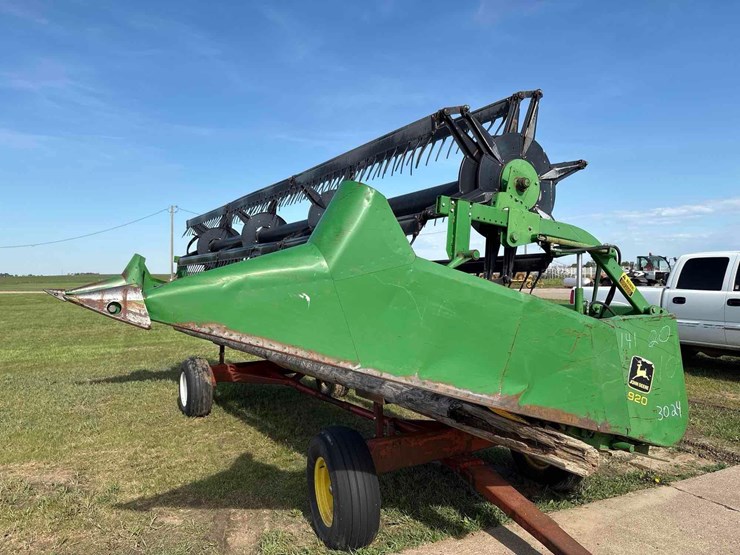 john-deere-920-image-11
