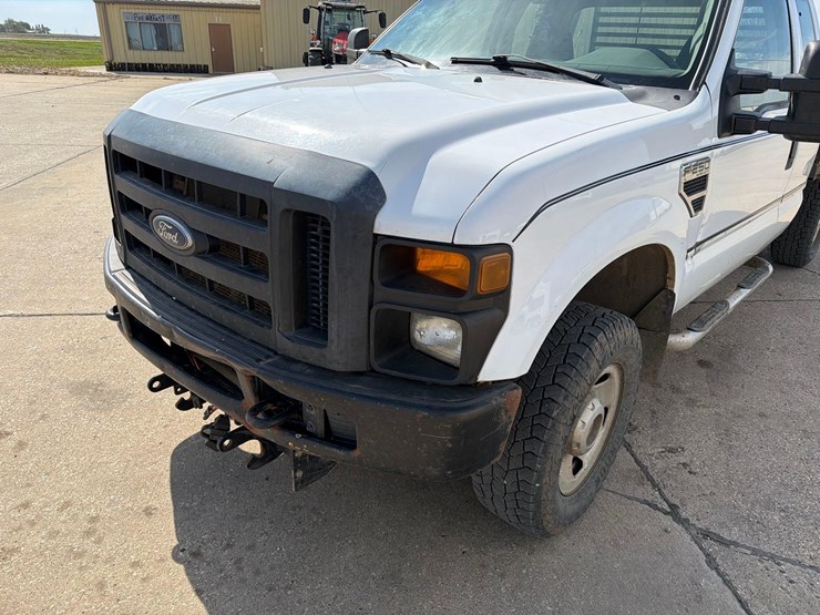 2008-ford-f250-image-18