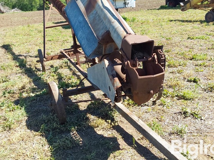 john-deere-25-image-10