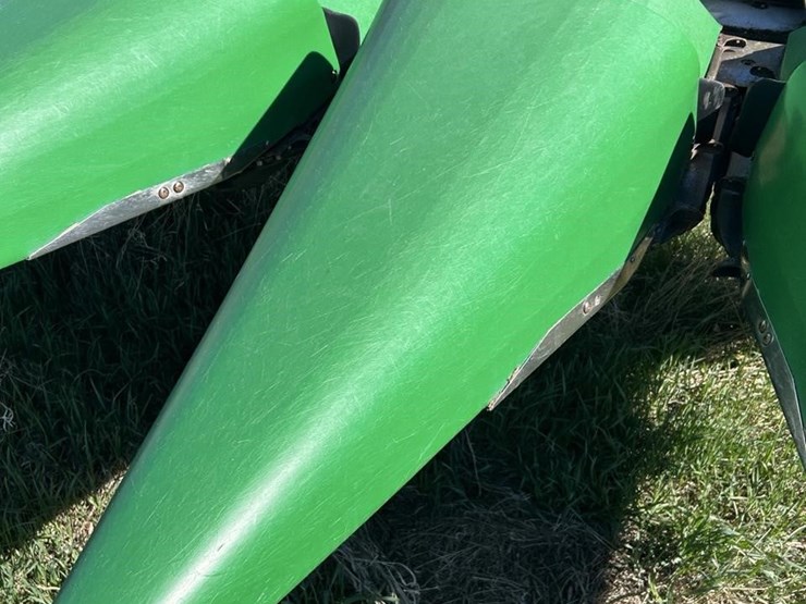 1982-john-deere-843-image-11