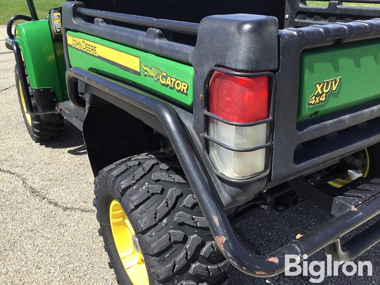 2011-john-deere-gator-image-19