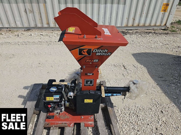 ditch-witch-fm5-image-2