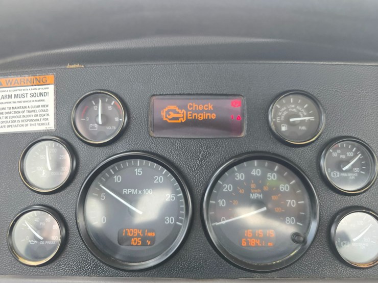 2014-peterbilt-365-image-102
